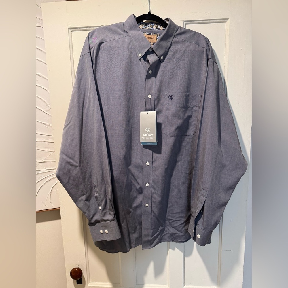Men’s Ariat Button Up Dress Shirt